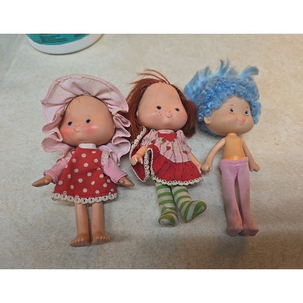 Lot of 3 Vtg 1980s Kenner Strawberry Shortcake Retro Collectible Figure Dolls